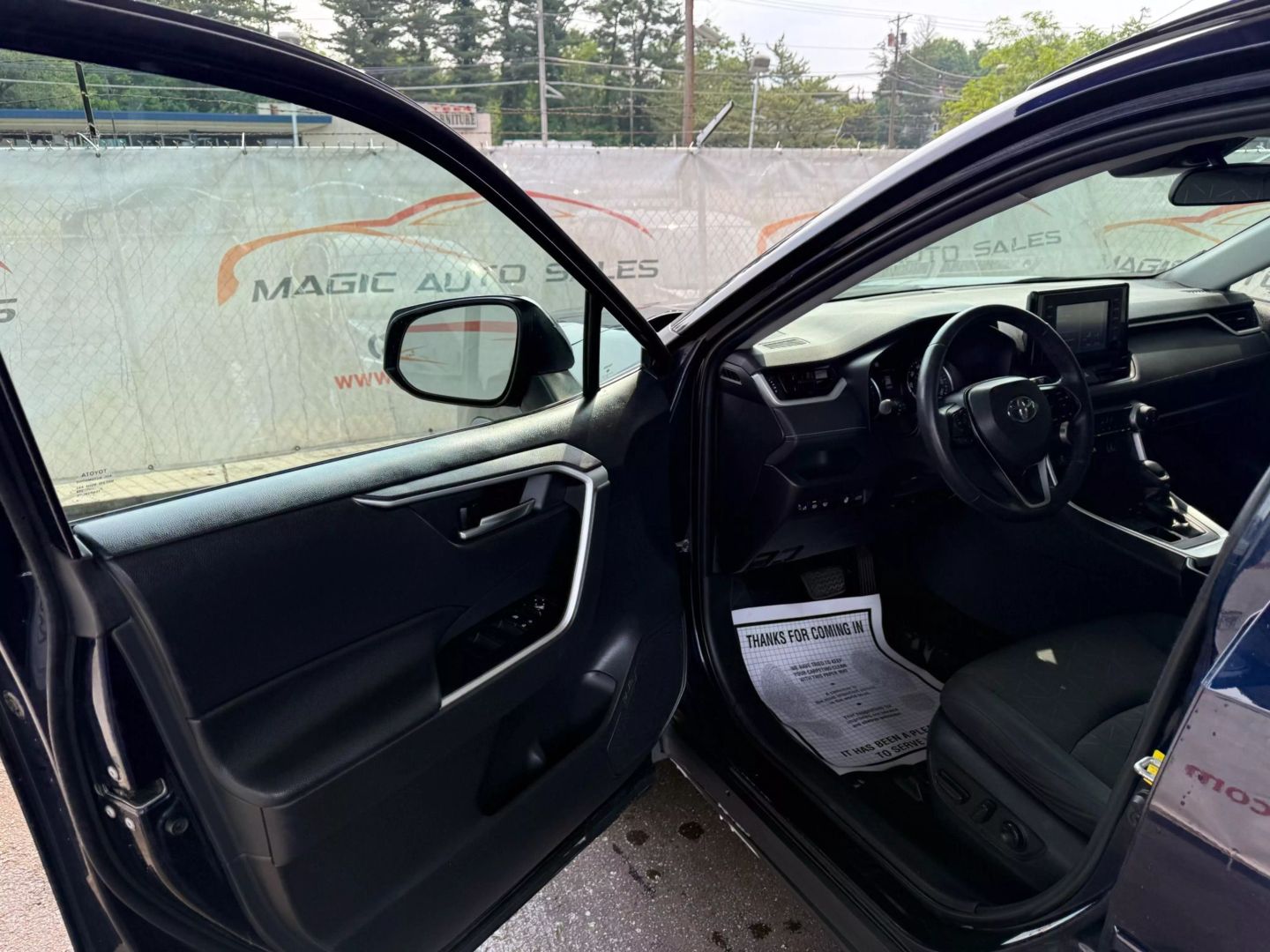 2019 Toyota Rav4 - Image 14