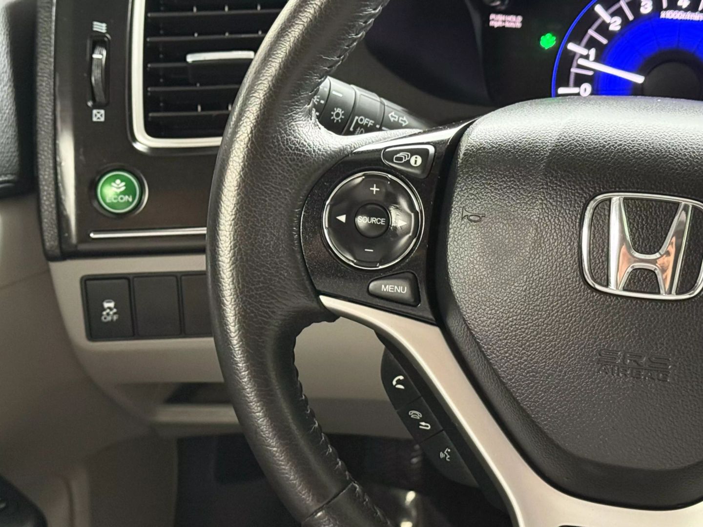 2015 Honda Civic - Image 33