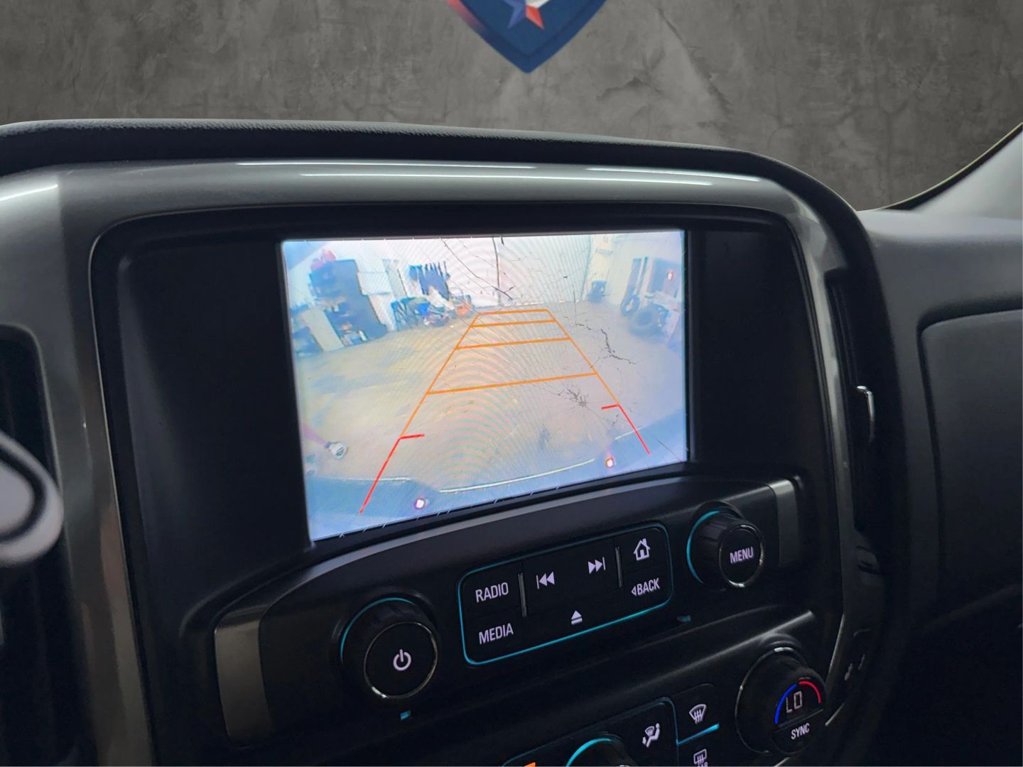 2017 Chevrolet Silverado 1500 Crew Cab - Image 18