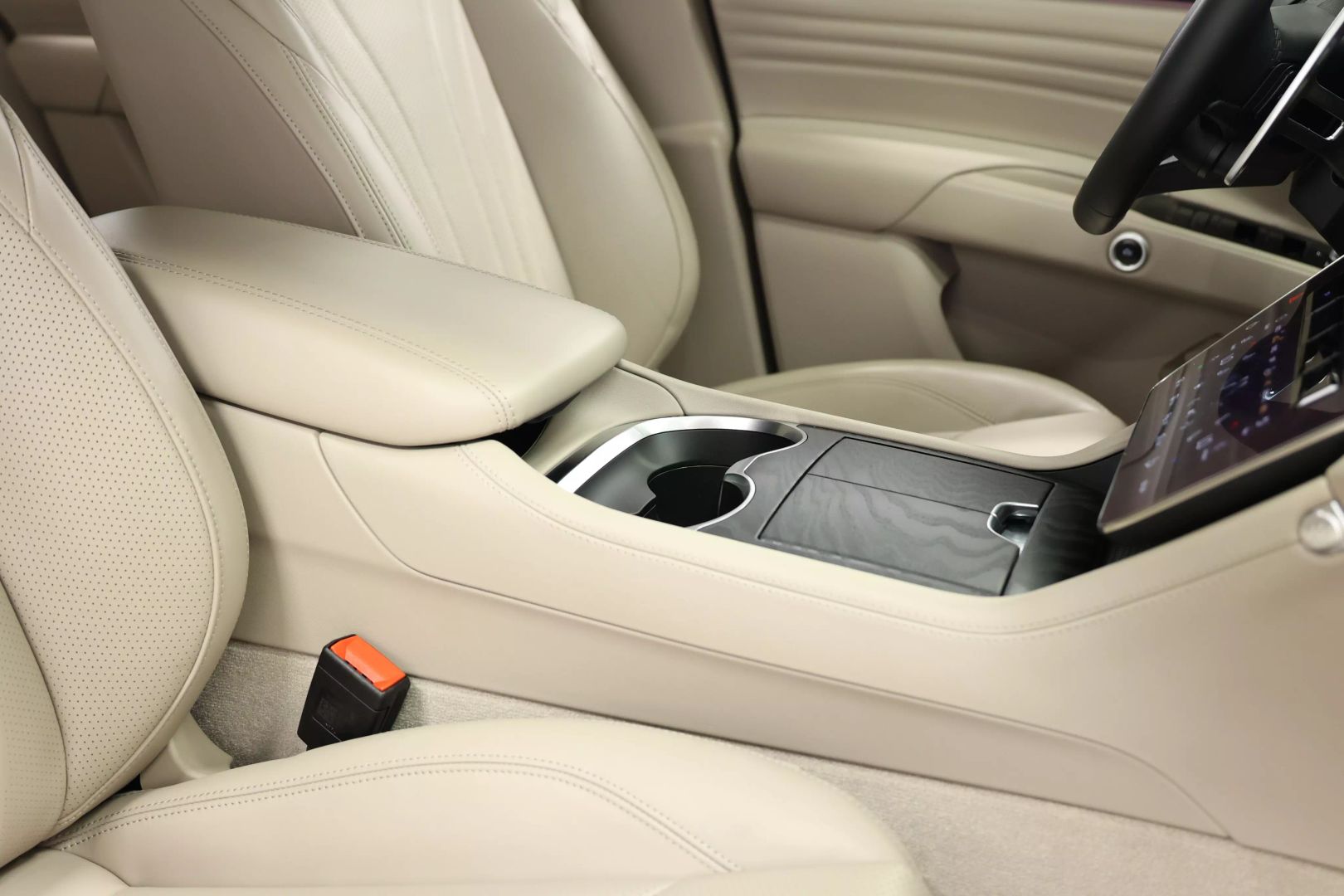 2023 Maserati Grecale - Image 97