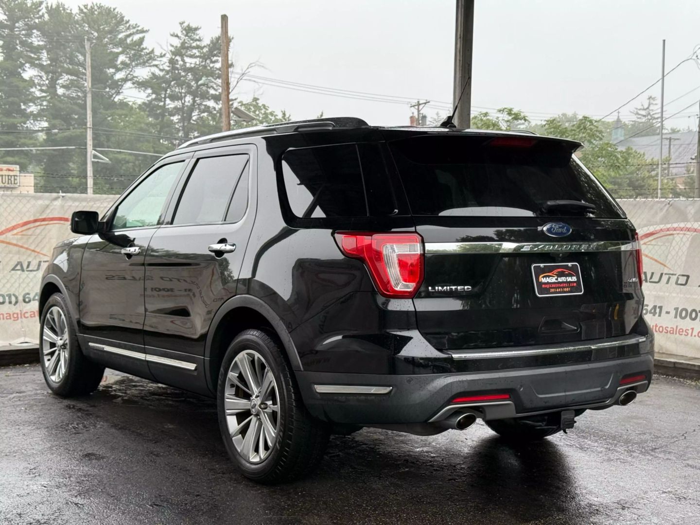 2018 Ford Explorer - Image 11