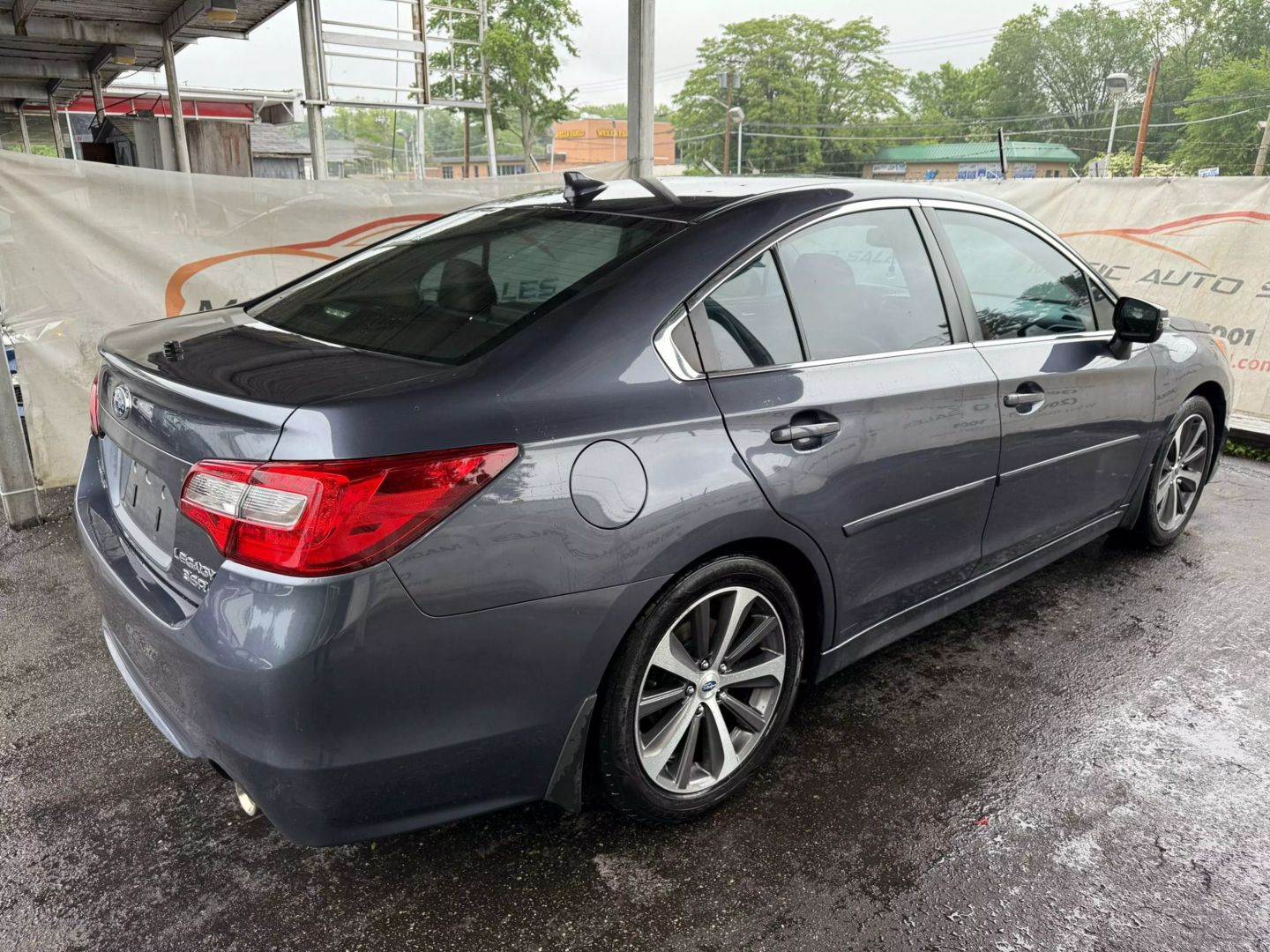 2016 Subaru Legacy - Image 12