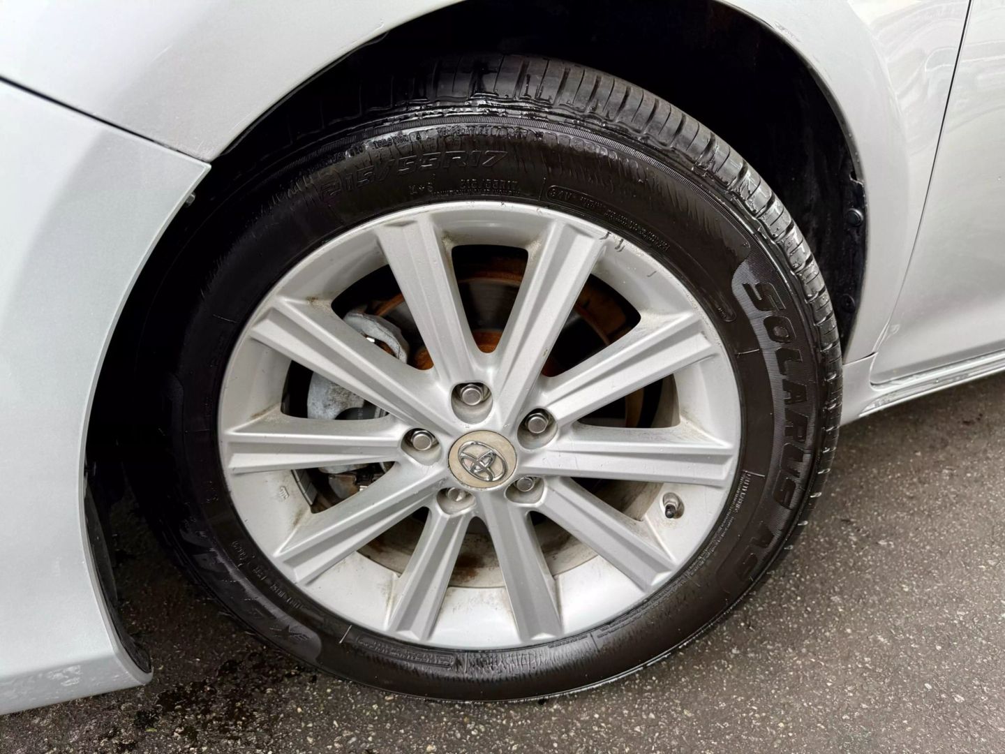2012 Toyota Camry - Image 40