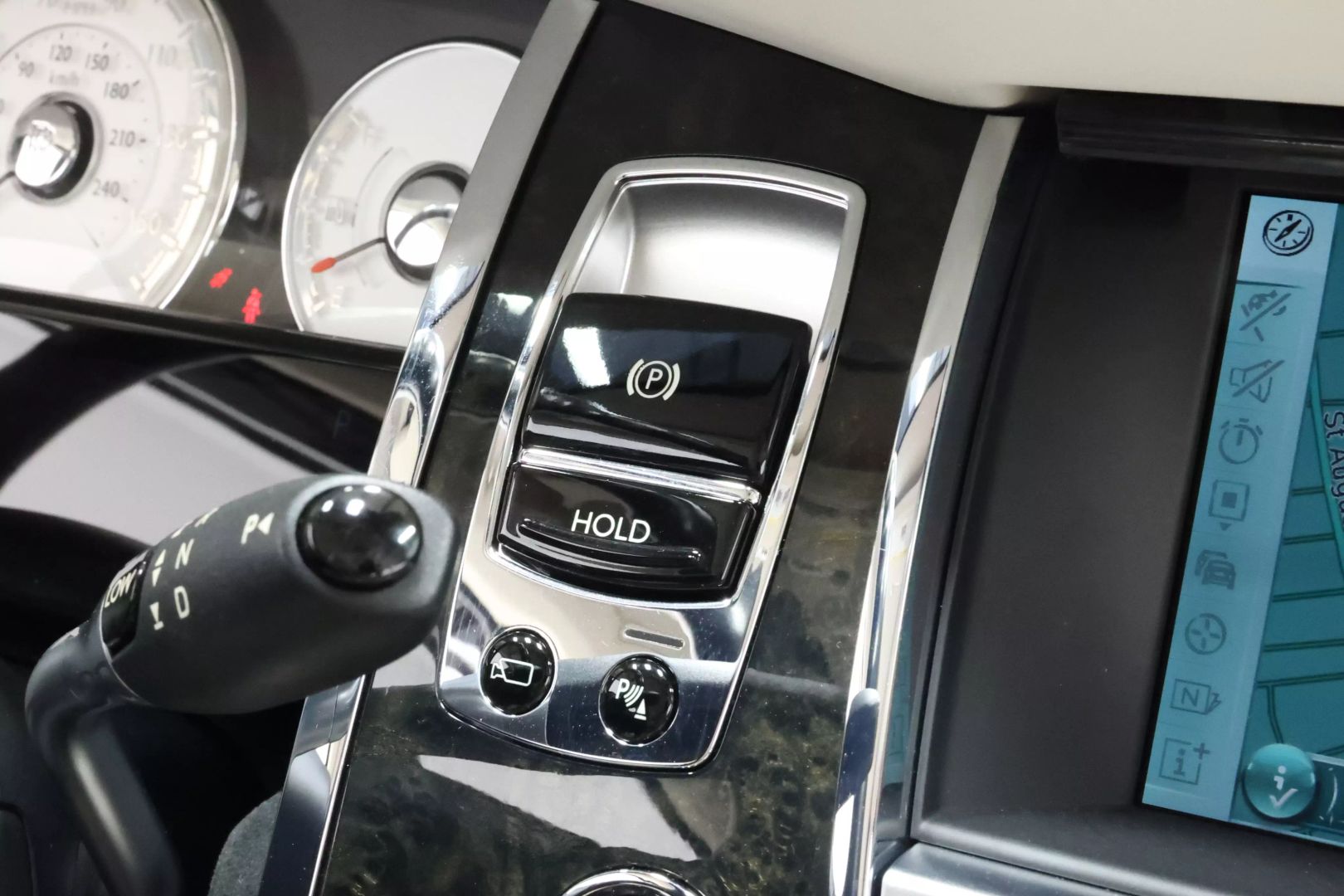 2016 Rolls-royce Wraith - Image 30