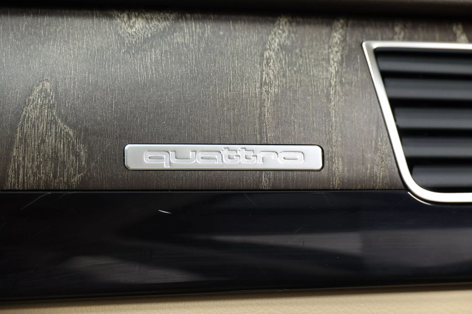 2015 Audi A8 - Image 105