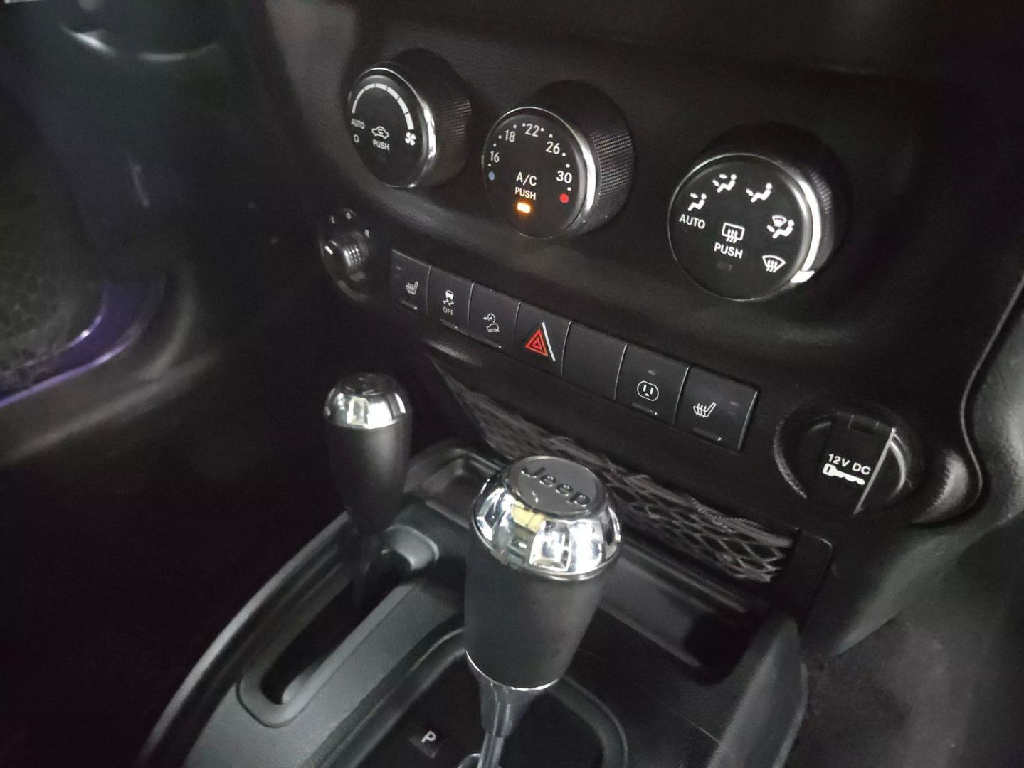 2018 Jeep Wrangler Unlimited - Image 28