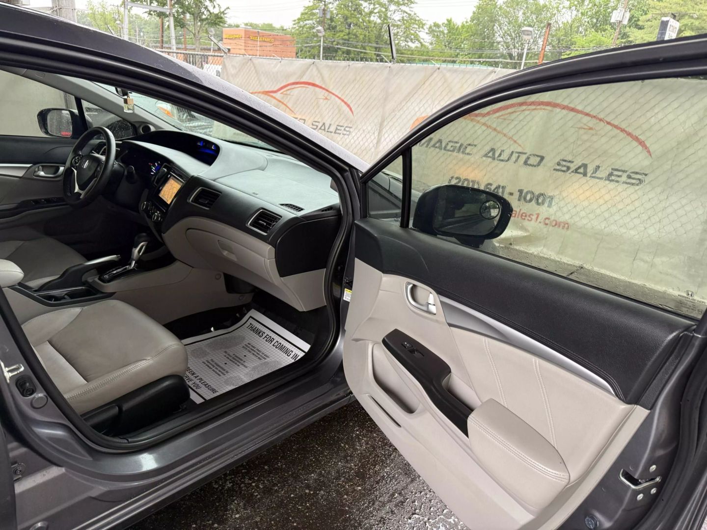2015 Honda Civic - Image 24