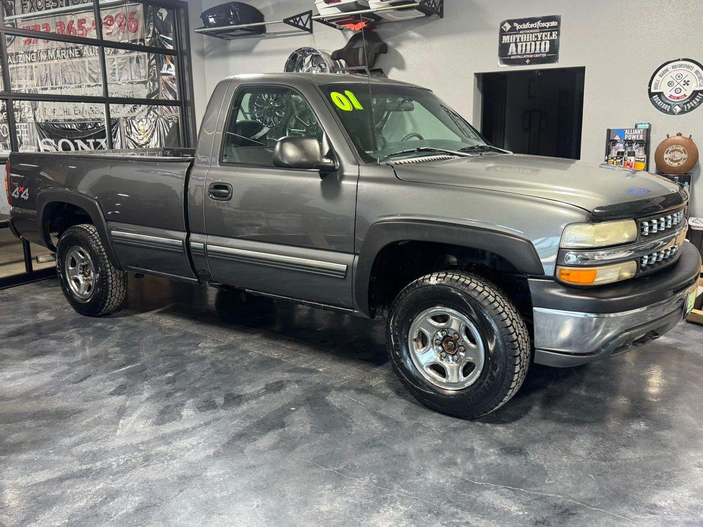 2001 Chevrolet Silverado 1500 Base