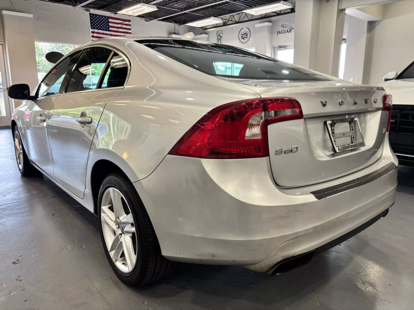 2015 Volvo S60 T5 Premier Sedan 4d (2015.5) - Image 5