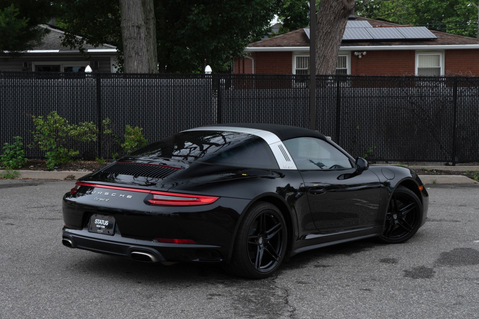 2018 Porsche 911 - Image 39