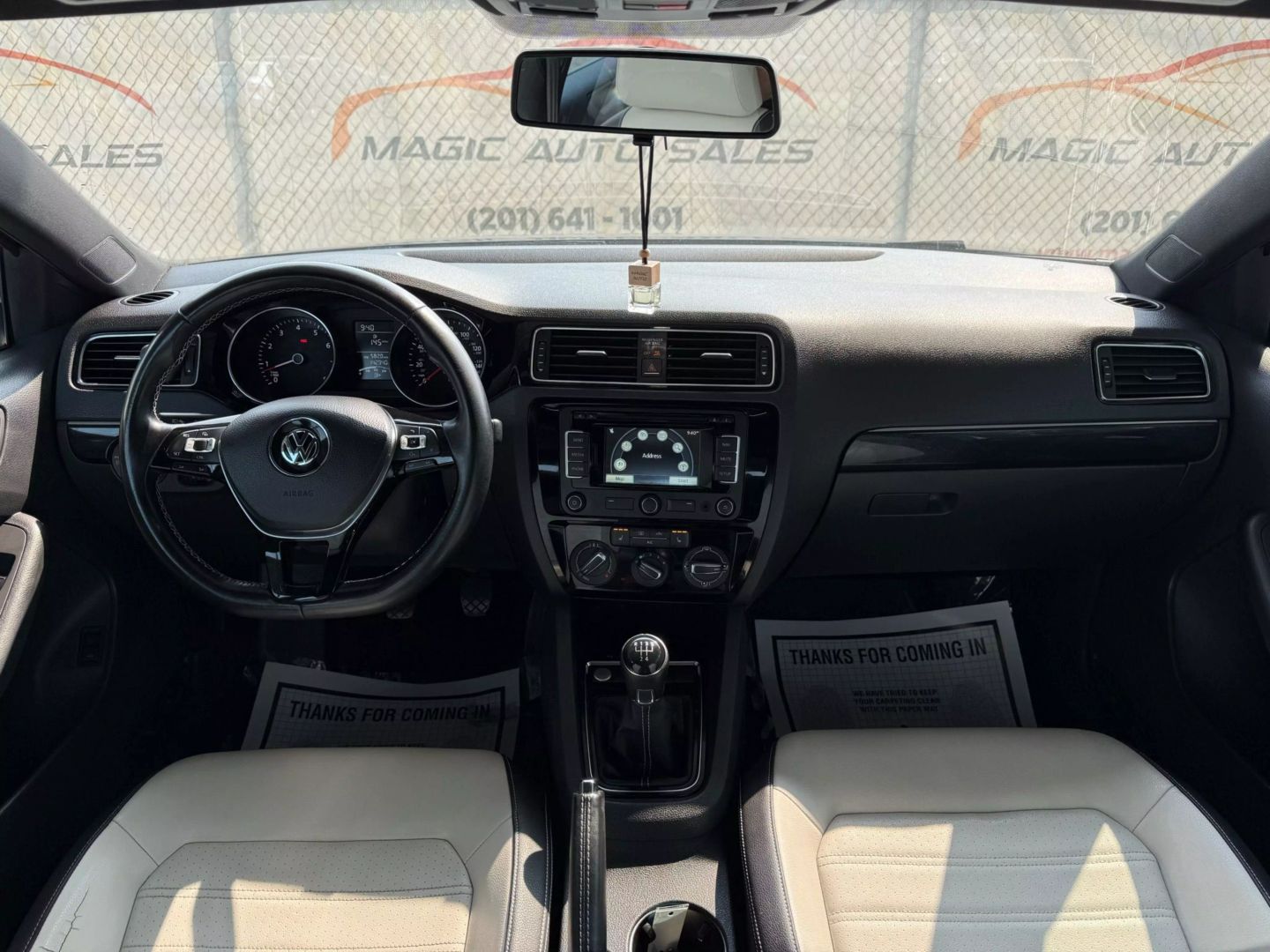 2015 Volkswagen Jetta - Image 27