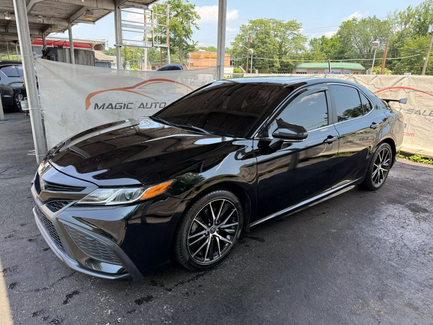 2022 Toyota Camry - Image 8