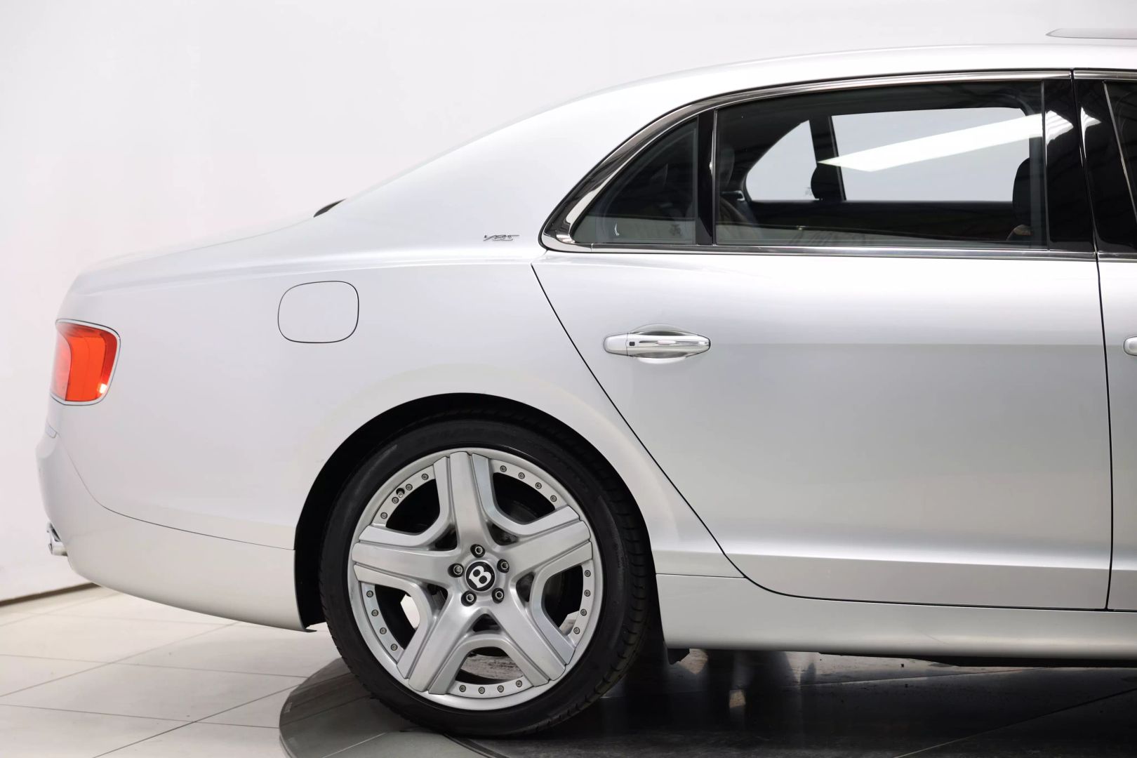 2017 Bentley Flying Spur - Image 62