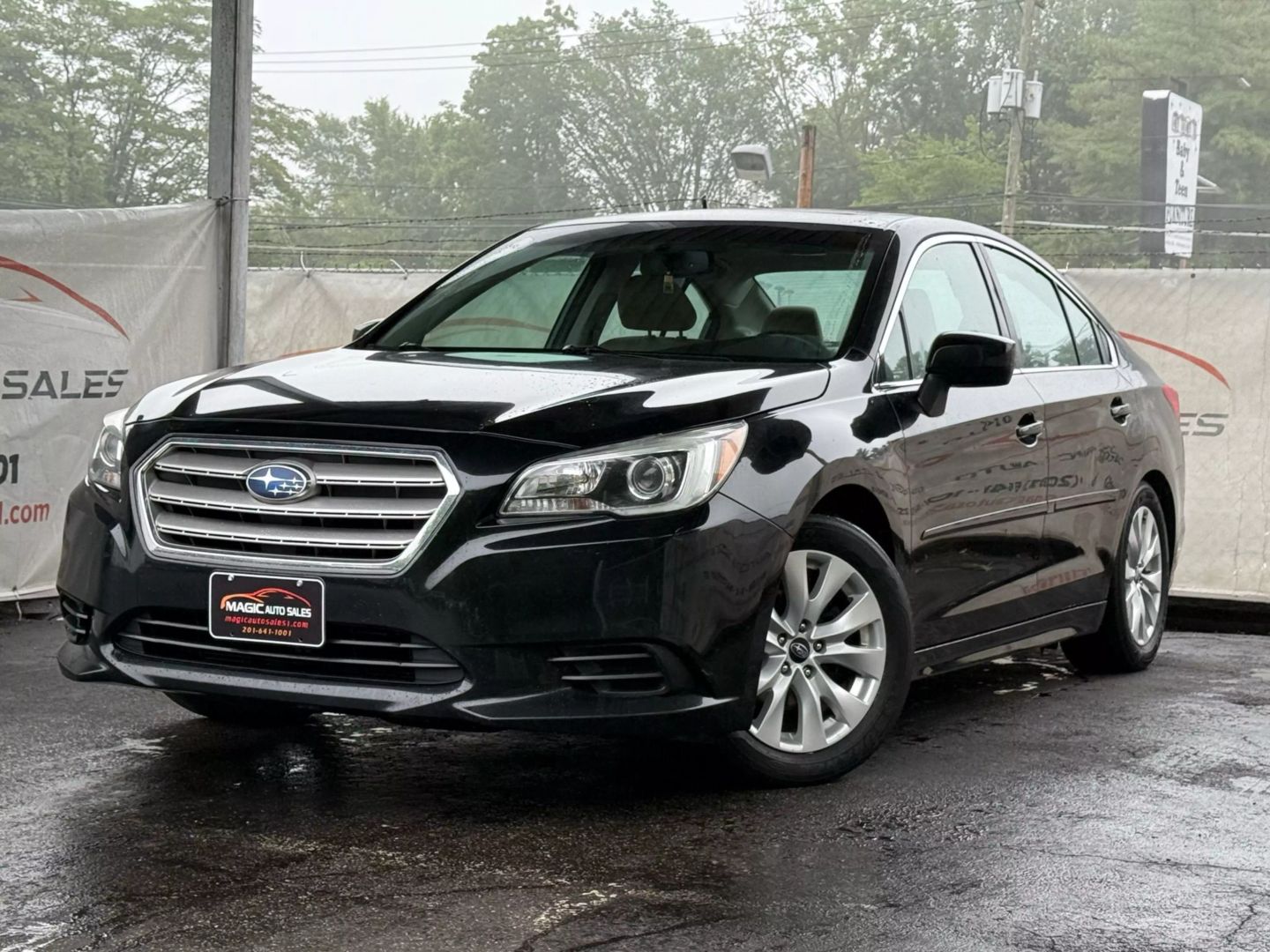 2015 Subaru Legacy - Image 1