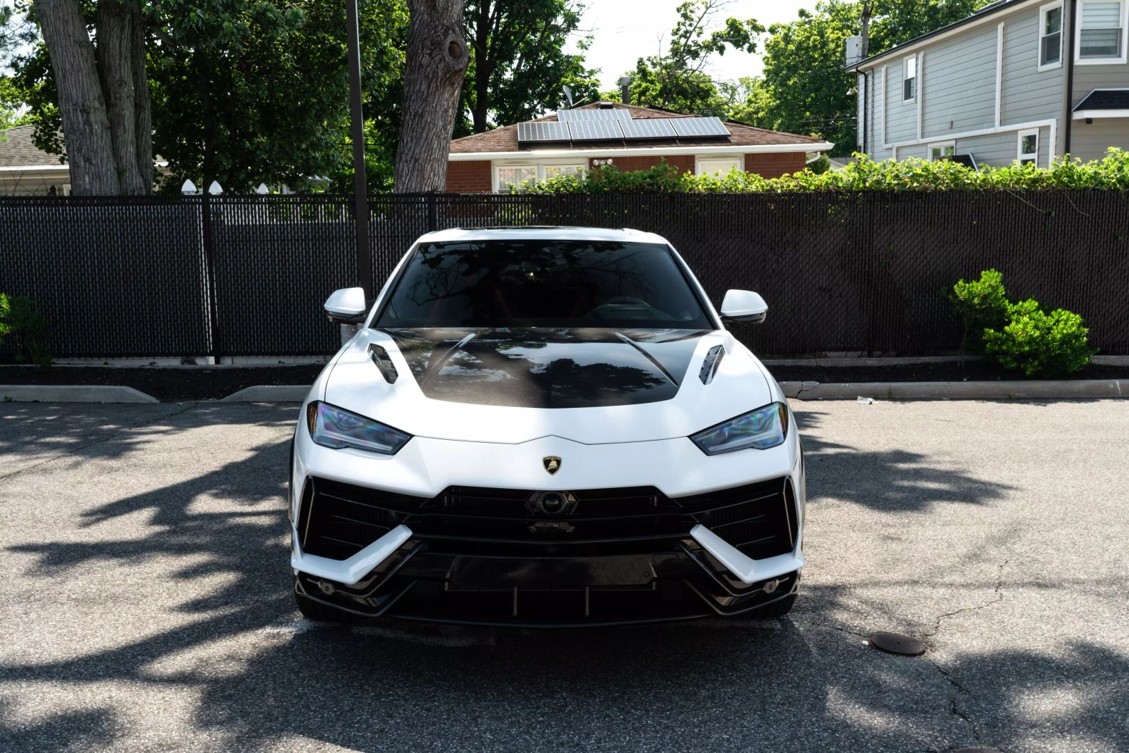 2024 Lamborghini Urus - Image 3