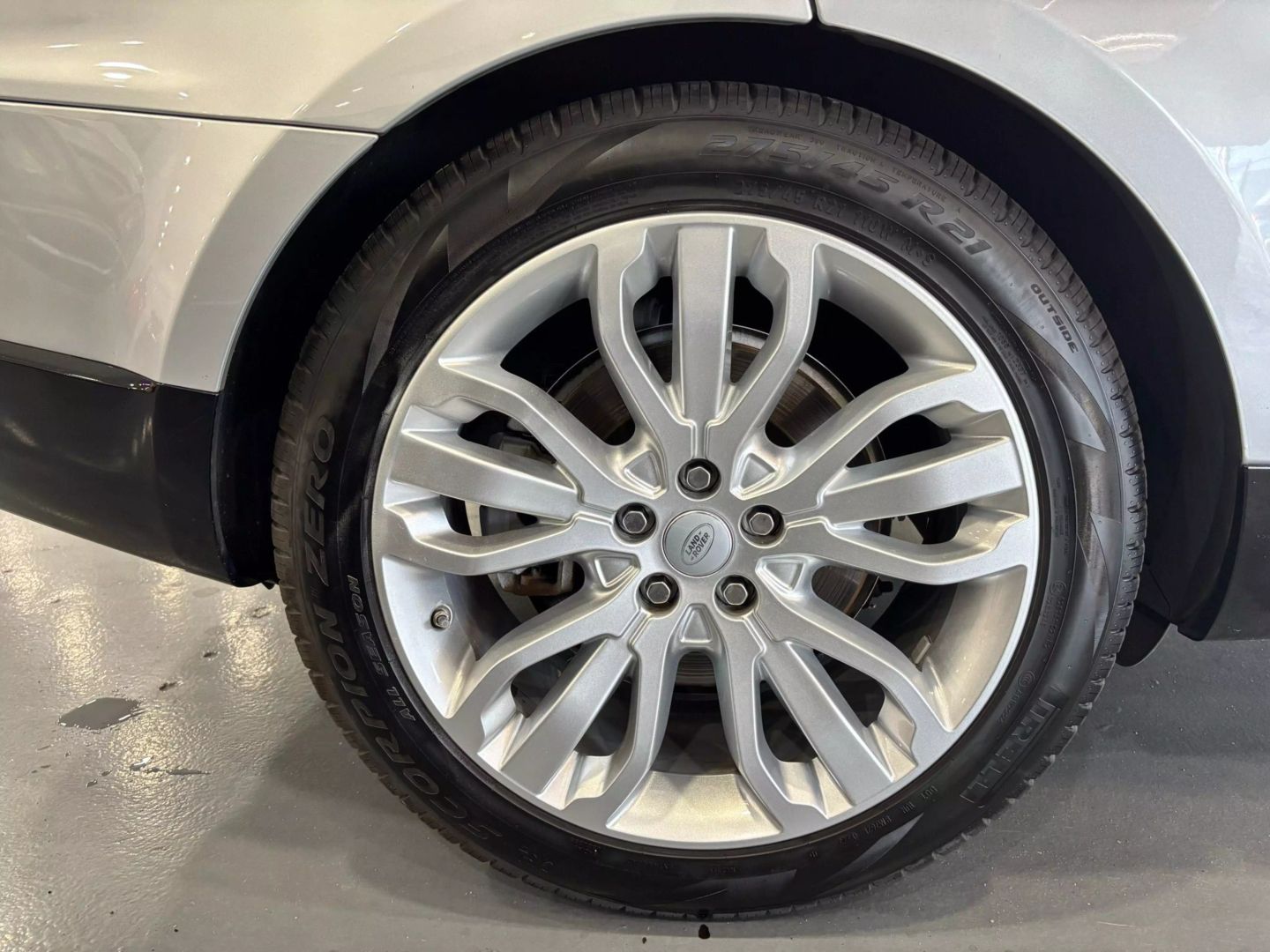 2020 Land Rover Range Rover Sport Hse Sport Utility 4d - Image 45