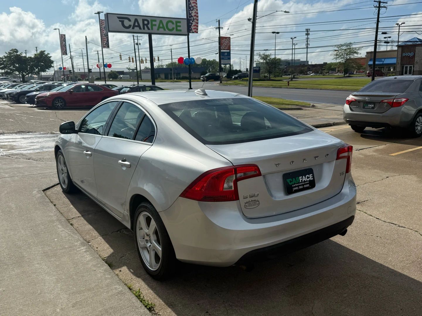 2012 Volvo S60 - Image 2
