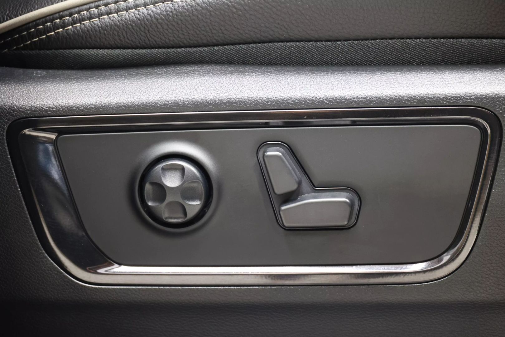 2023 Ram 1500 Crew Cab - Image 96