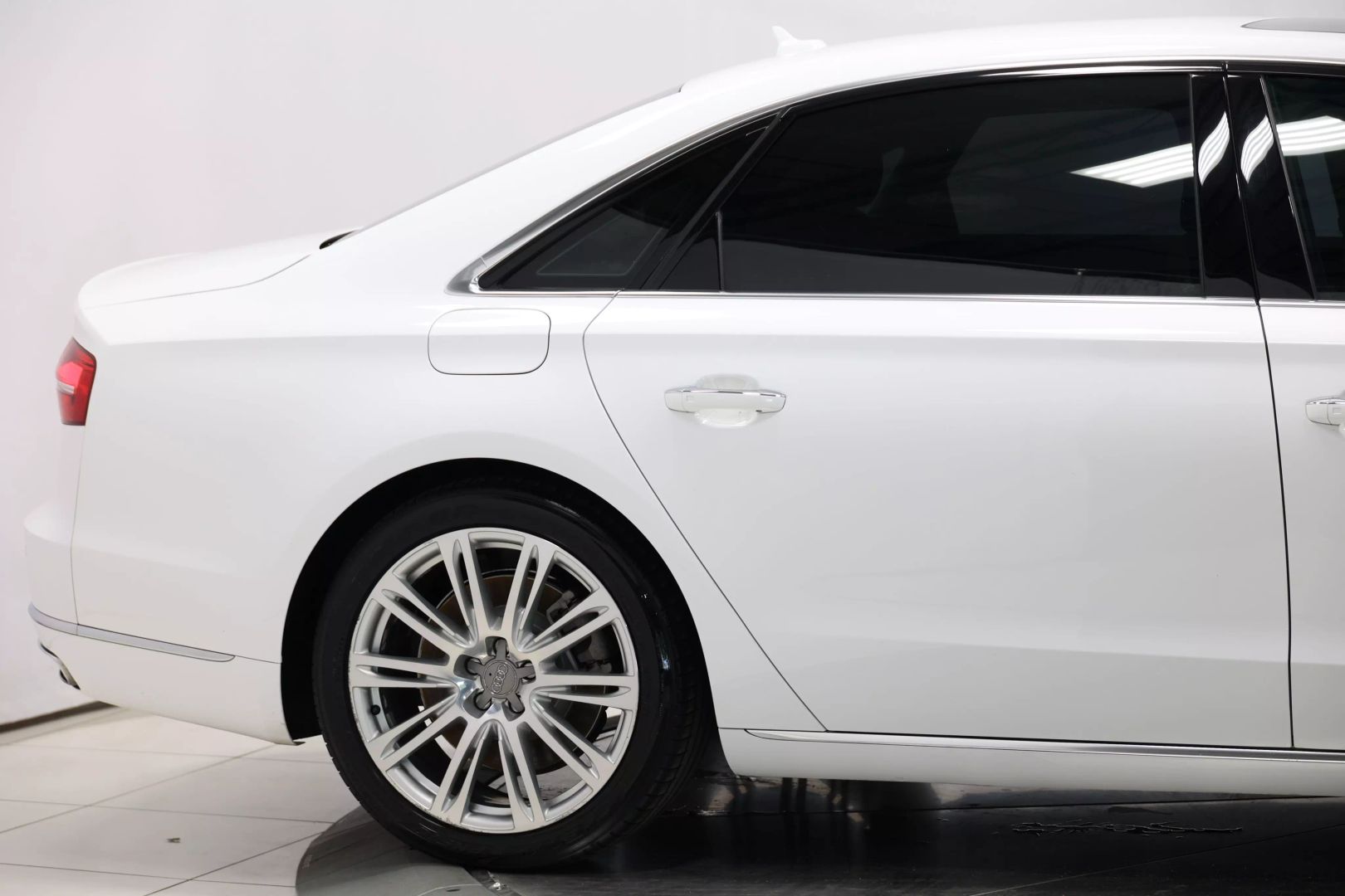 2015 Audi A8 - Image 71