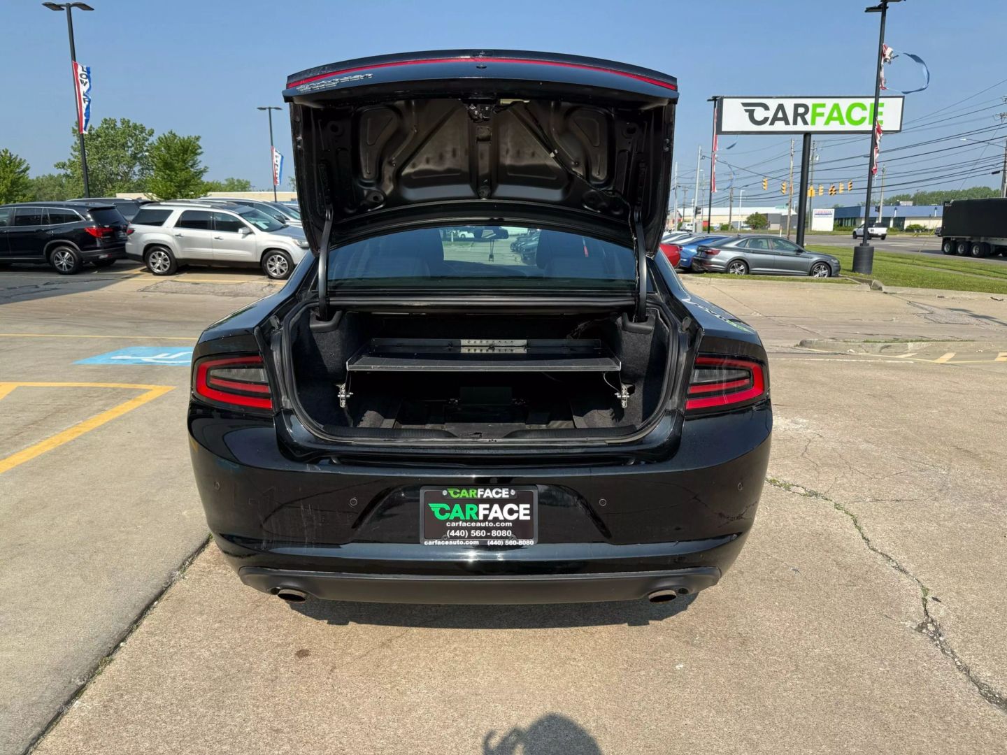 2021 Dodge Charger - Image 18