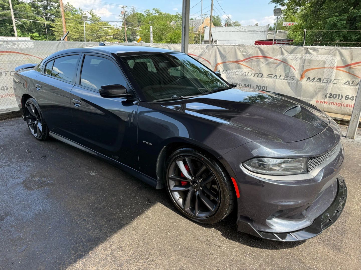2019 Dodge Charger - Image 9