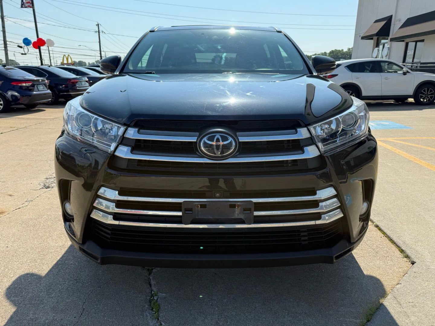 2018 Toyota Highlander - Image 3