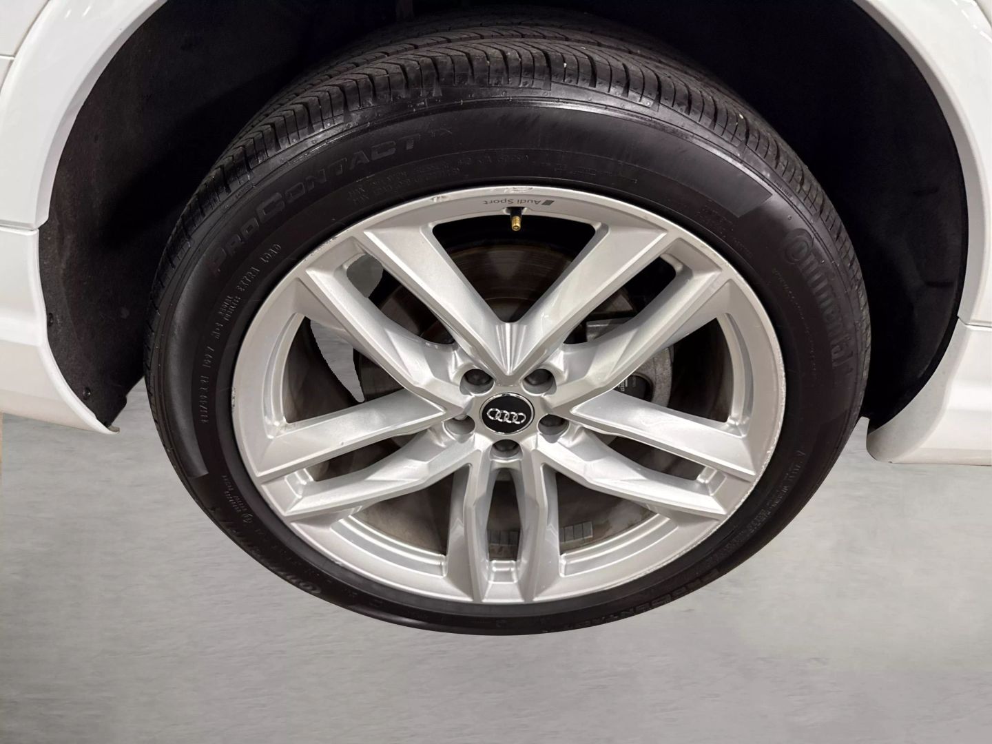 2018 Audi Q7 - Image 16
