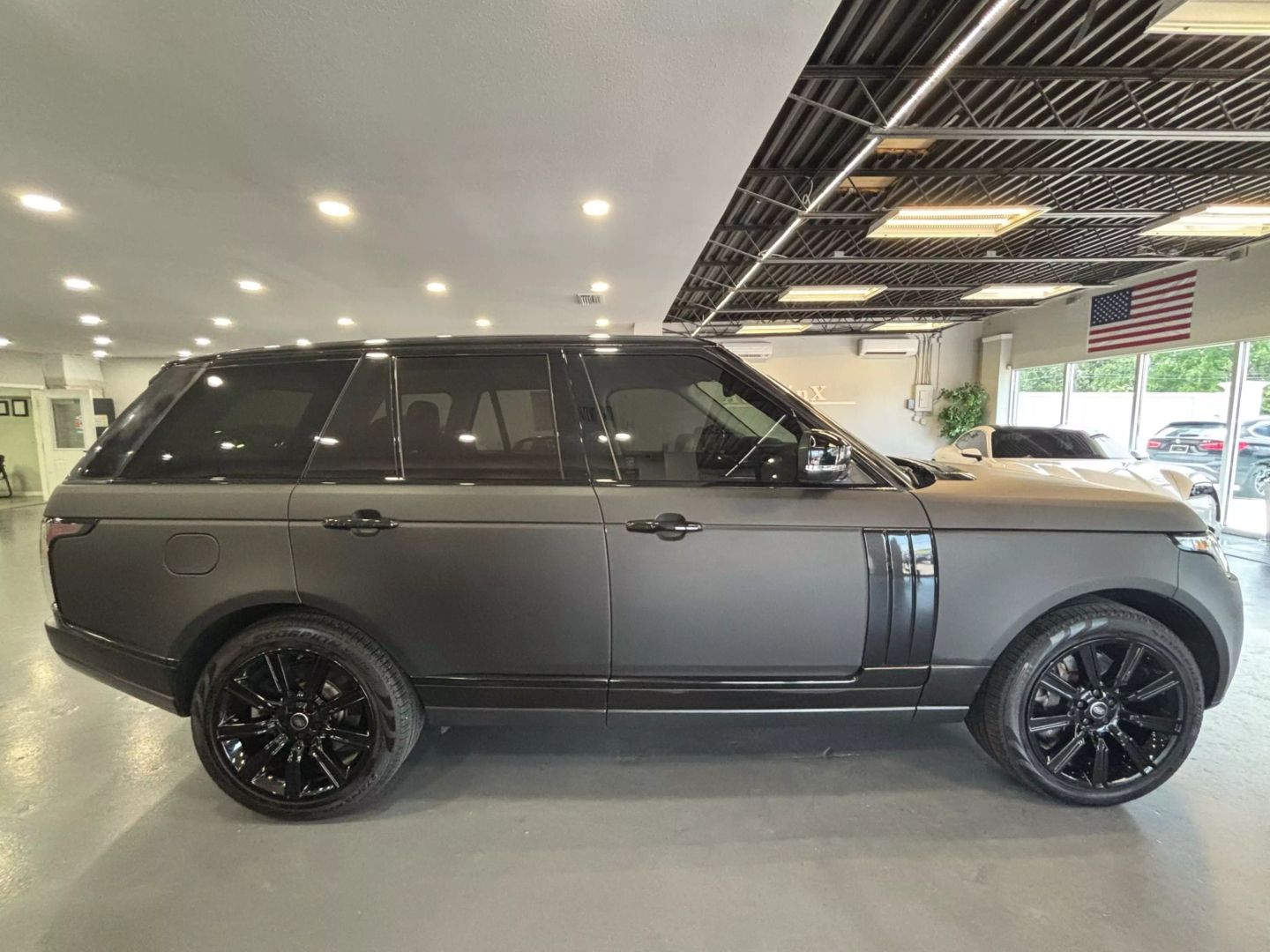2017 Land Rover Range Rover Hse Sport Utility 4d - Image 8