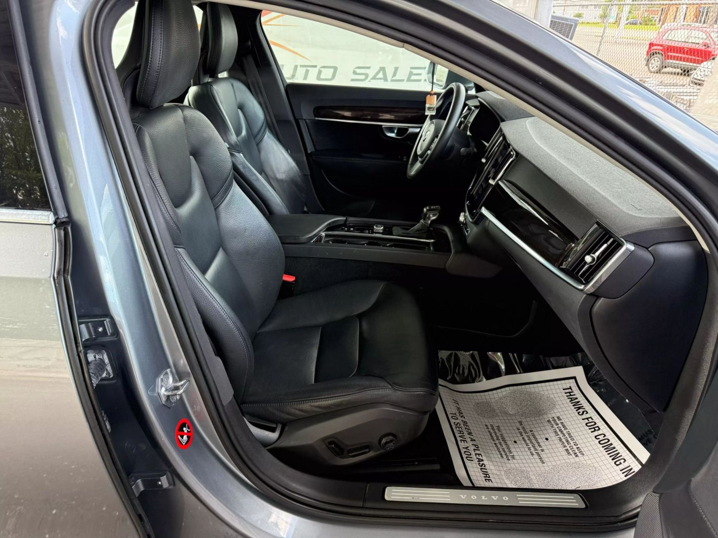 2018 Volvo S90 - Image 25