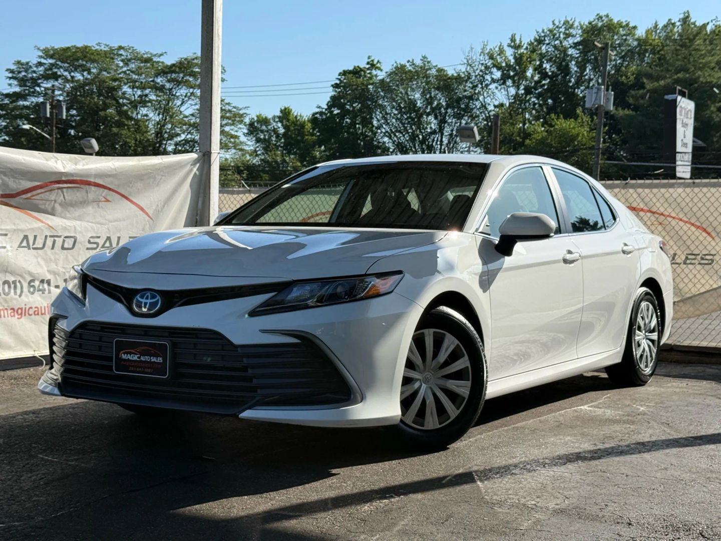 2022 Toyota Camry Hybrid - Image 1