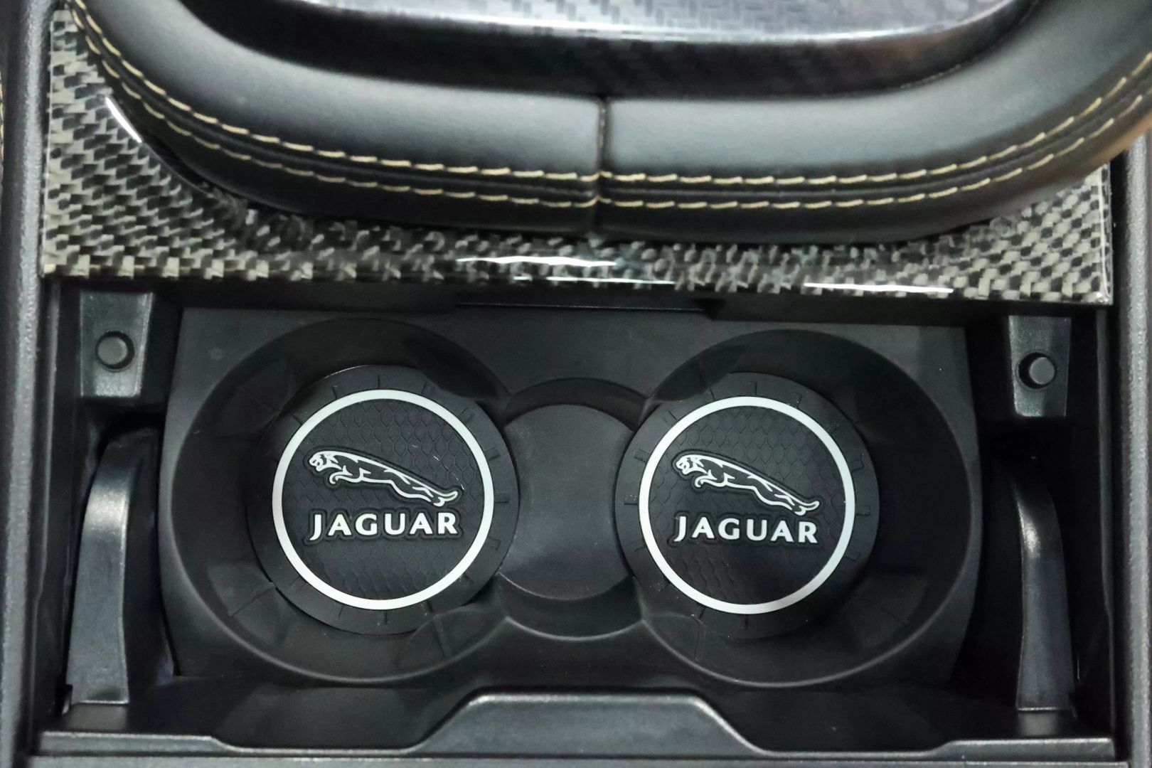 2015 Jaguar F-type - Image 36
