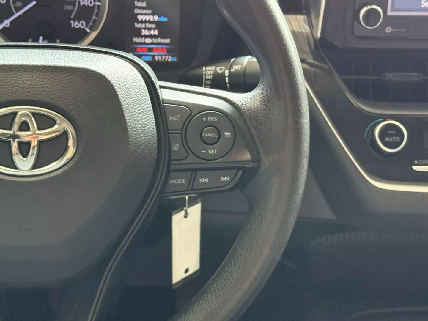2021 Toyota Corolla - Image 32