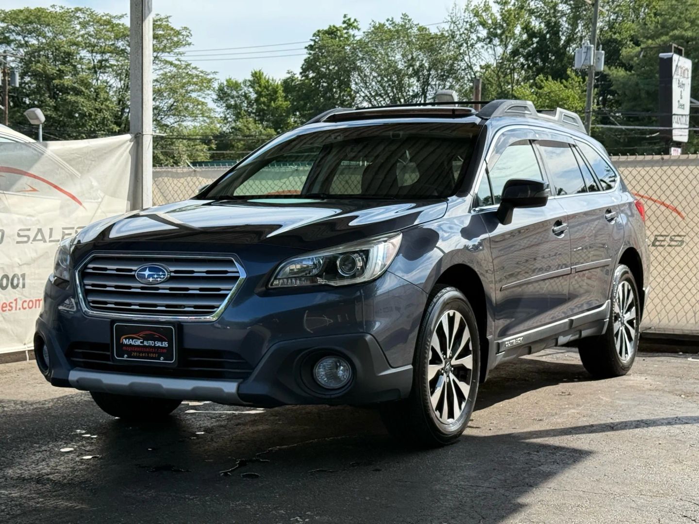 2017 Subaru Outback - Image 3