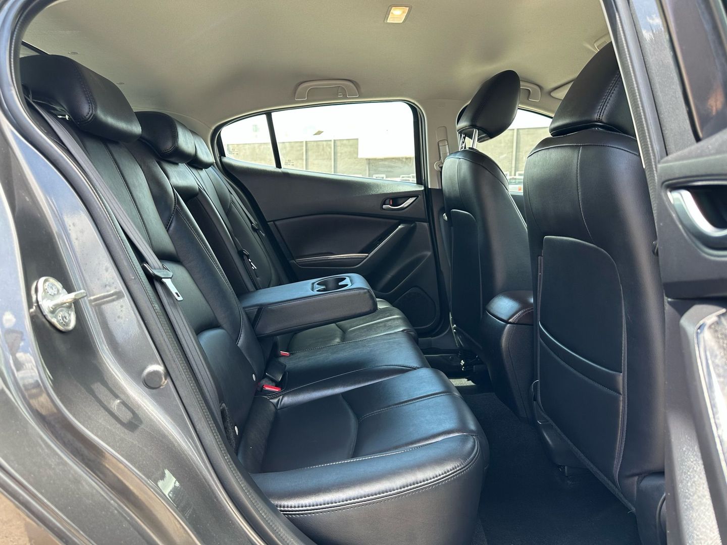 2018 Mazda Mazda3 - Image 24