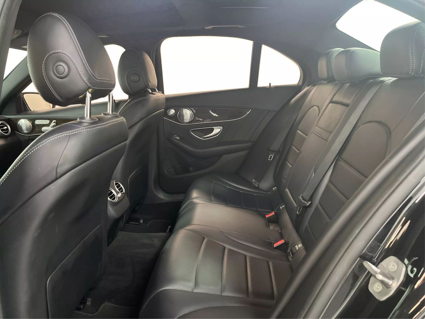 2017 Mercedes-benz C-class - Image 9