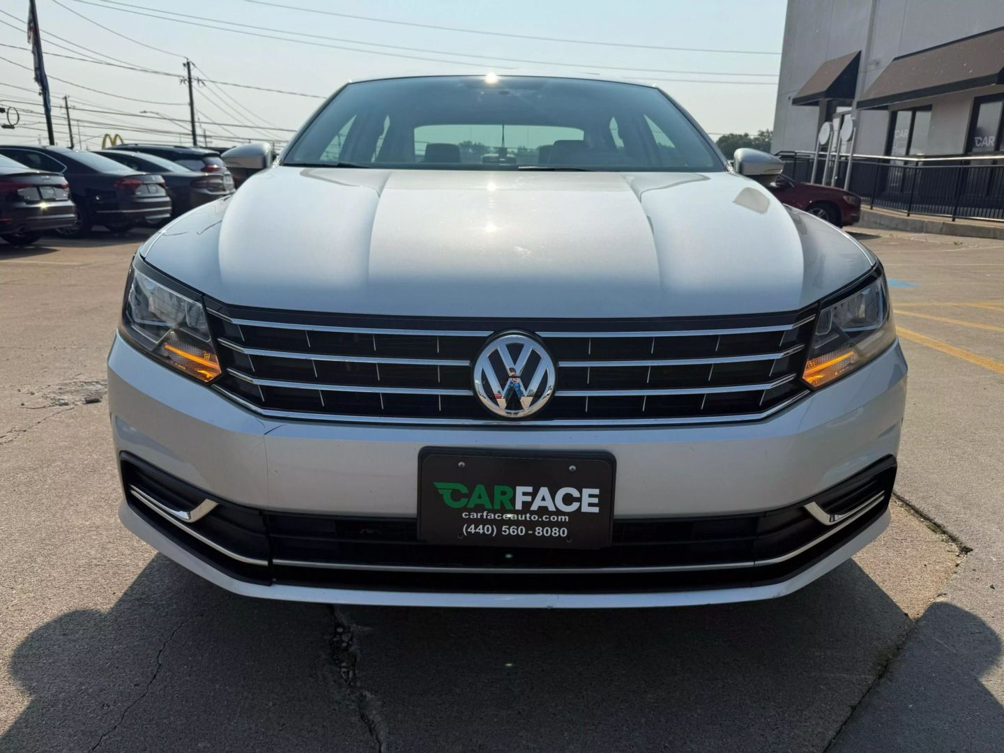 2017 Volkswagen Passat - Image 3
