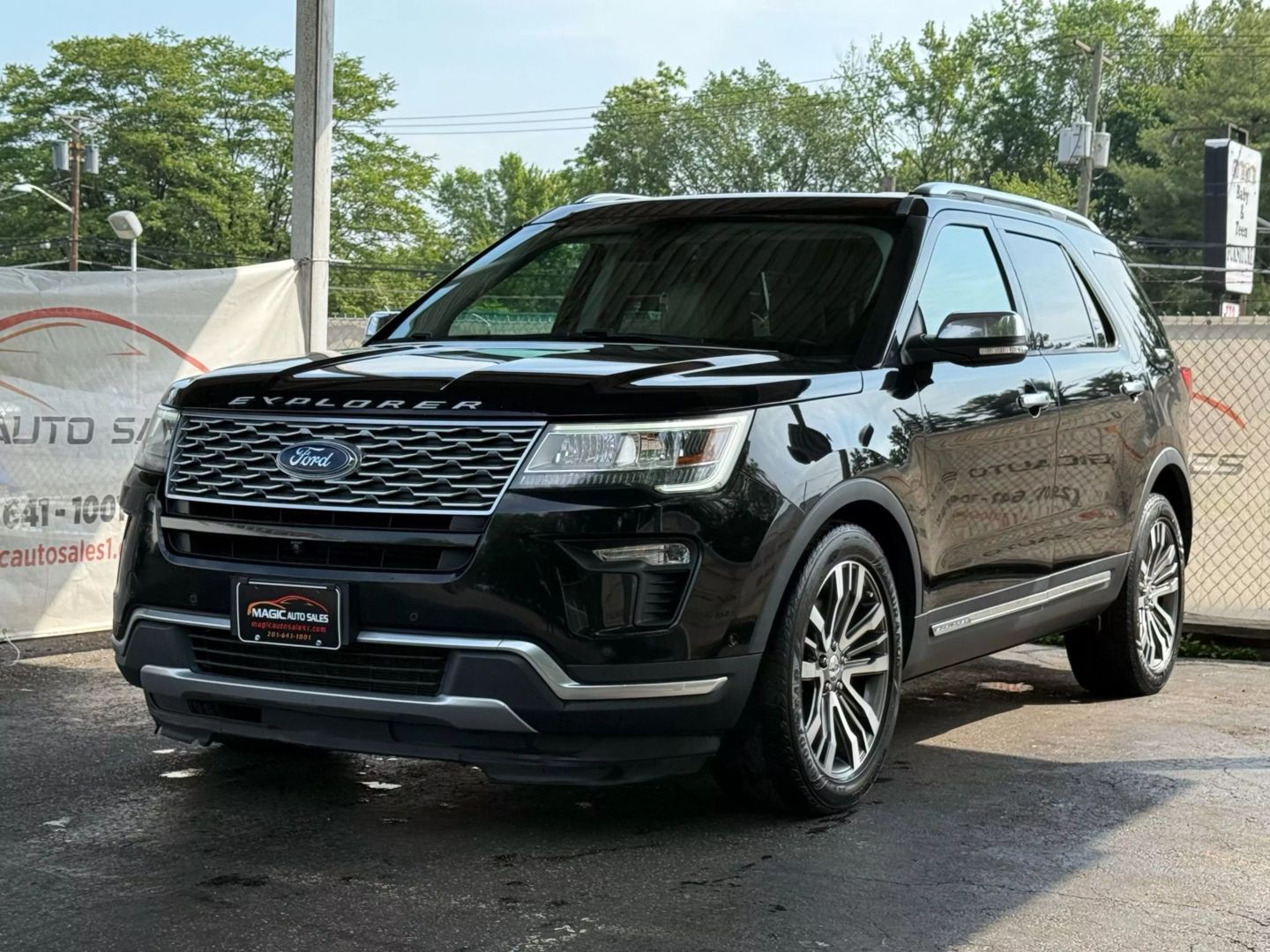 2018 Ford Explorer - Image 3