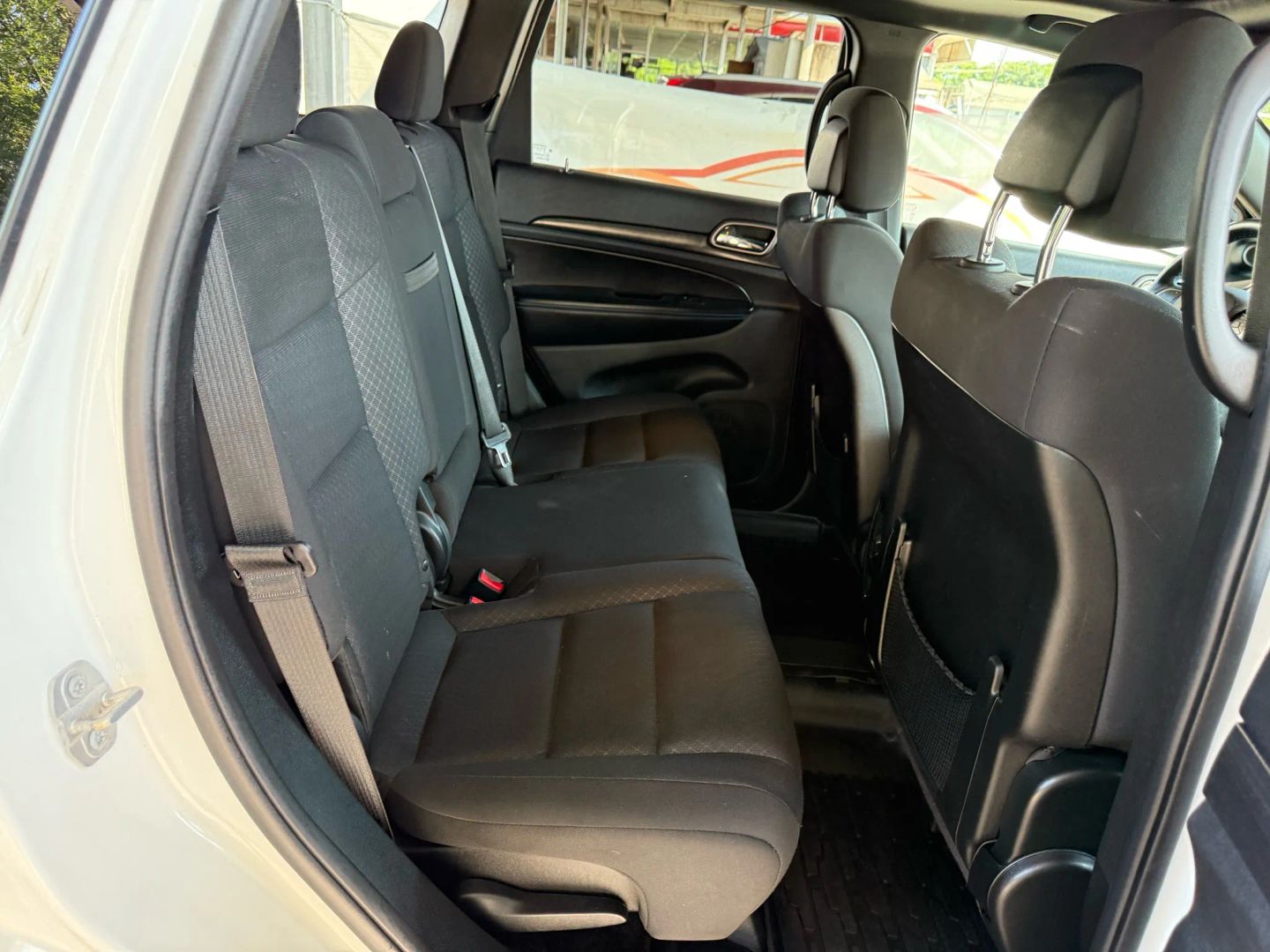 2018 Jeep Grand Cherokee - Image 22