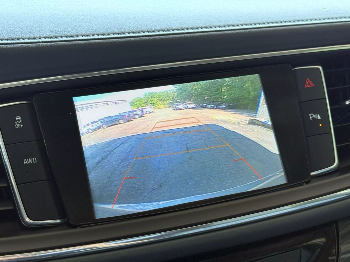 2019 Buick Enclave - Image 39