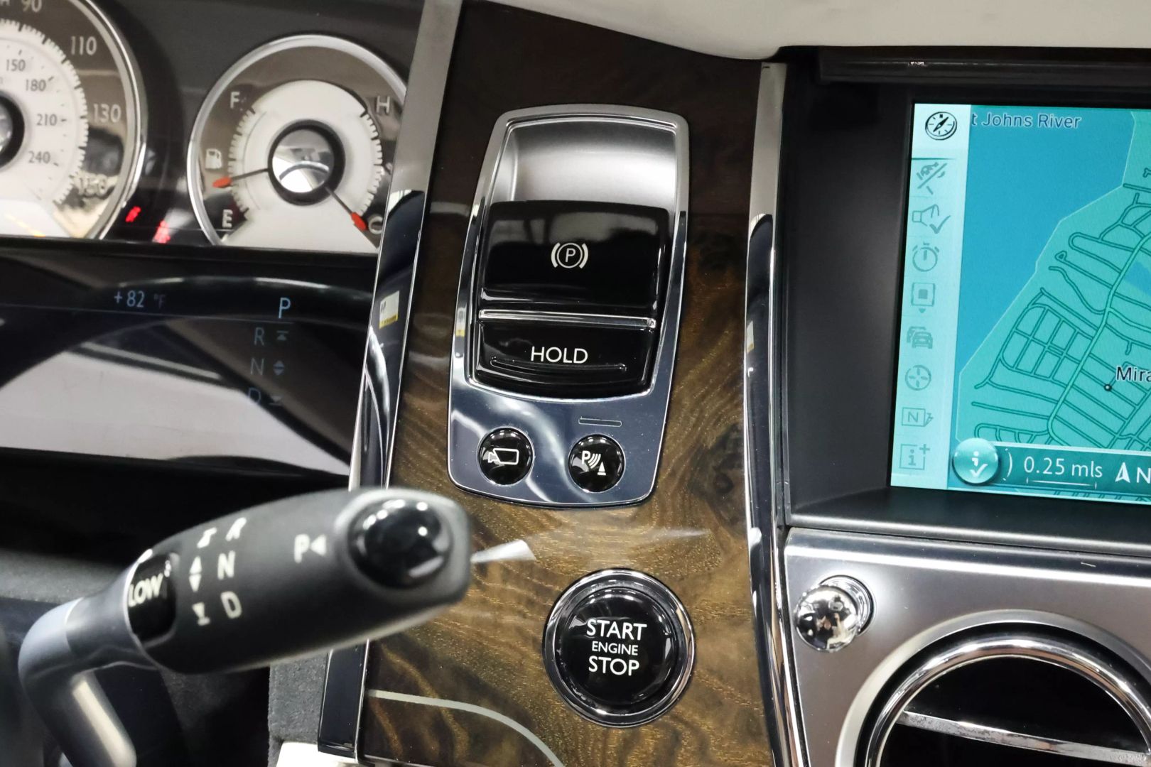 2014 Rolls-royce Wraith - Image 31