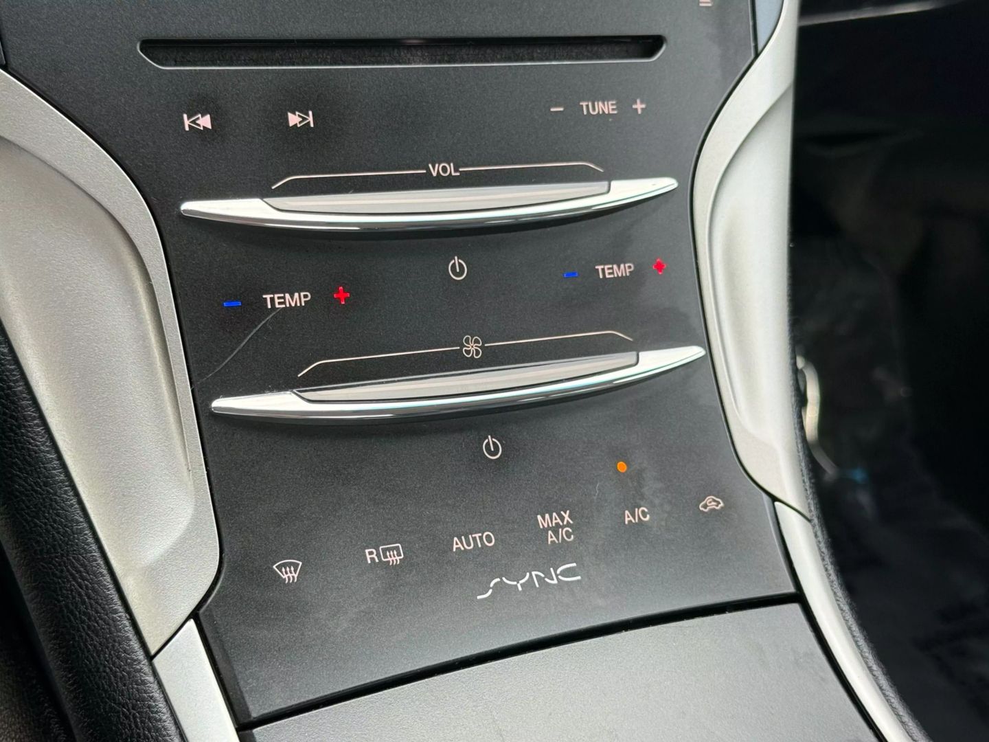 2016 Lincoln Mkz - Image 36