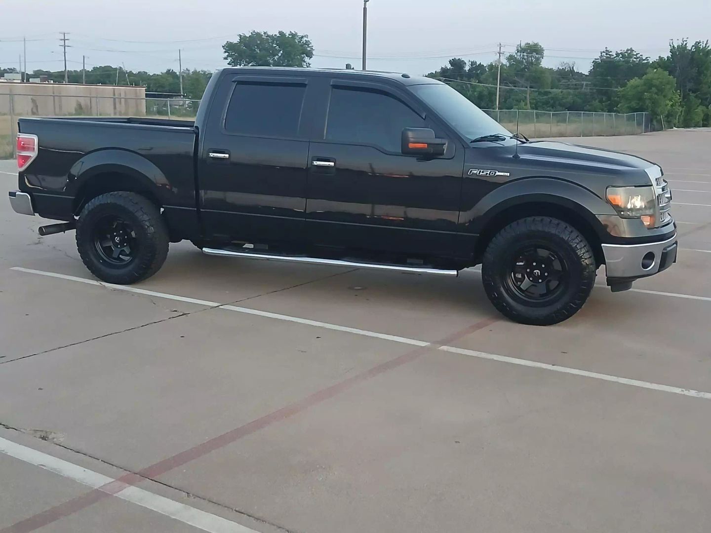2014 Ford F150 Supercrew Cab - Image 3