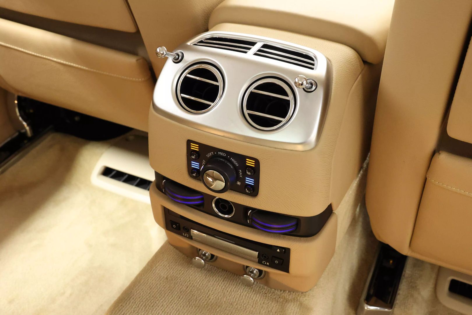 2010 Rolls-royce Ghost - Image 85
