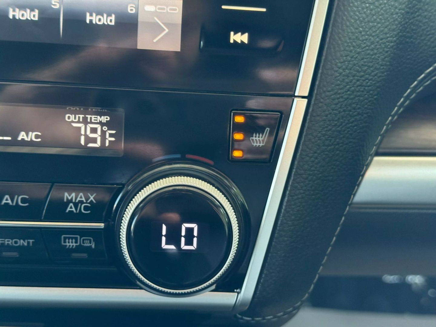2018 Subaru Outback - Image 31