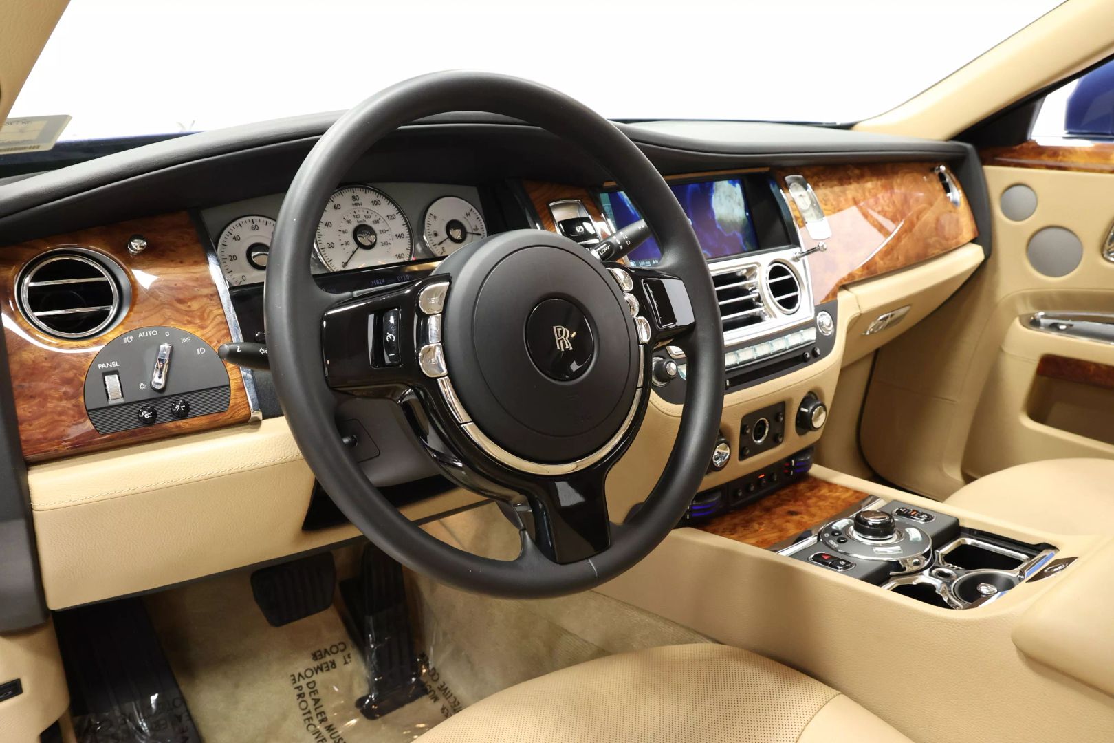 2010 Rolls-royce Ghost - Image 2