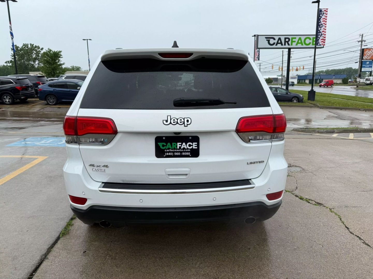 2019 Jeep Grand Cherokee - Image 9