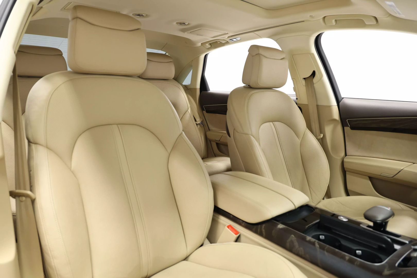 2015 Audi A8 - Image 98