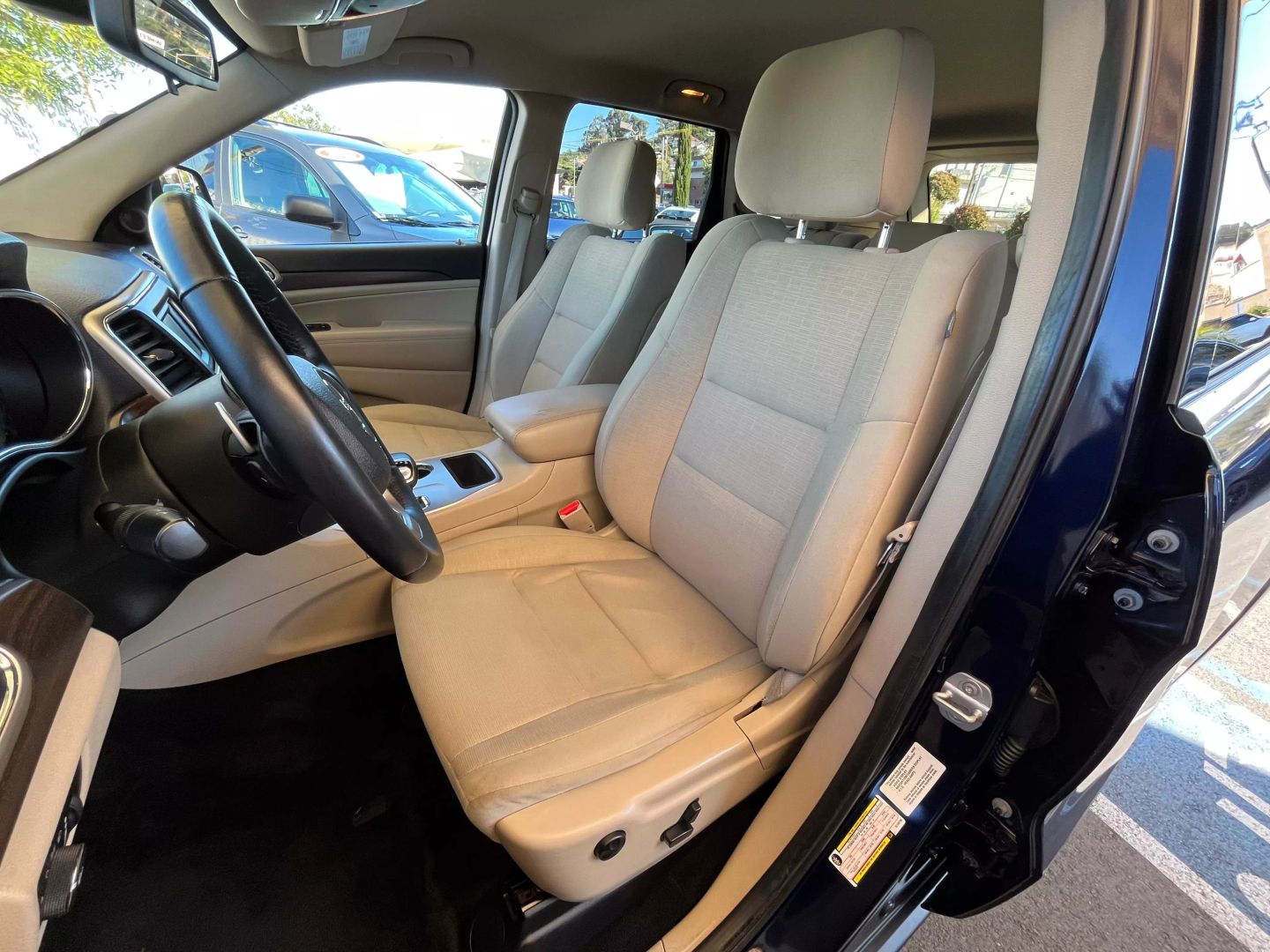 2014 Jeep Grand Cherokee  Vin: 1c4rjfag1ec109785 Stock Id: 109785 - Image 11