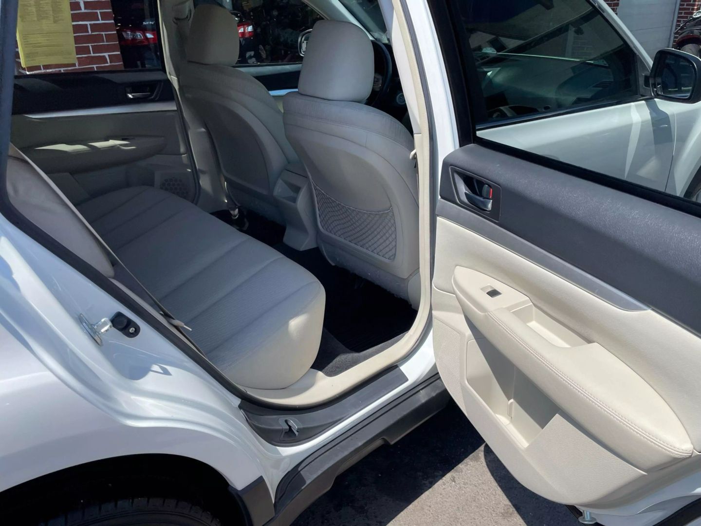 Image 7 of 2011 SUBARU OUTBACK