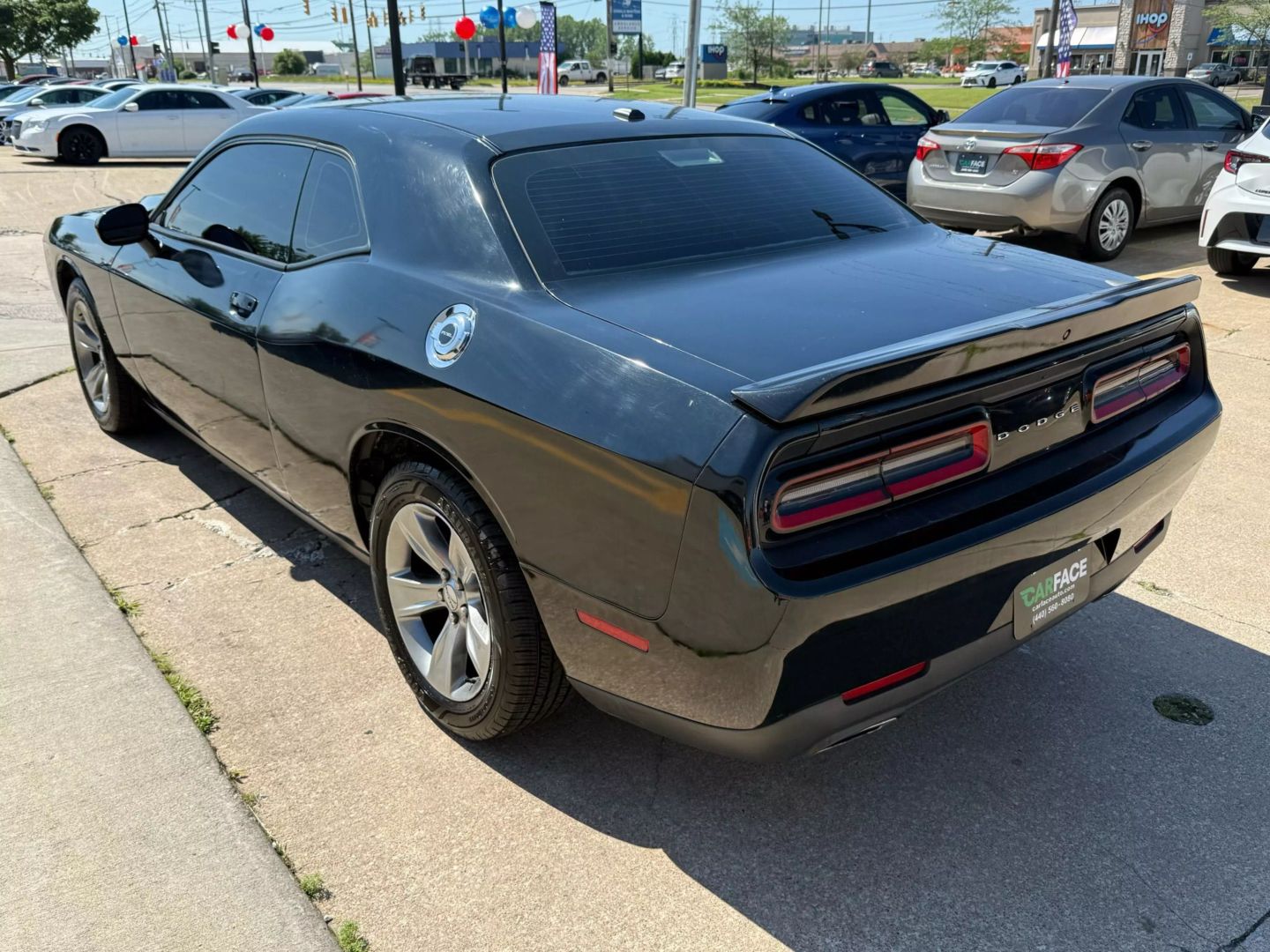 2018 Dodge Challenger - Image 8